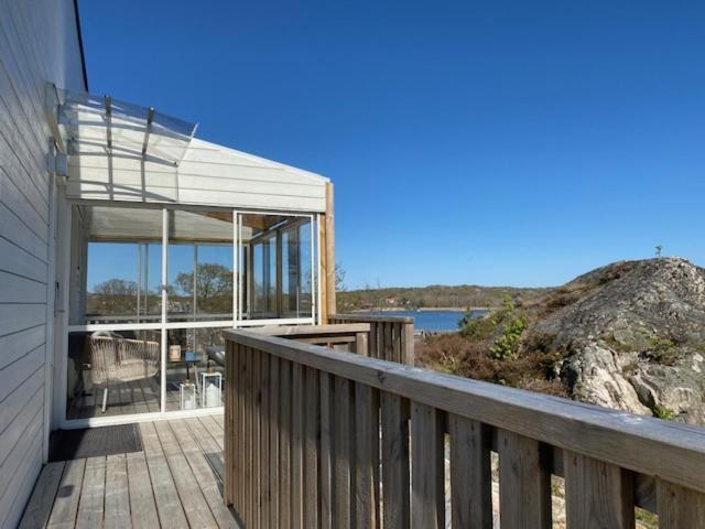 Mycket Trevlig Stuga Pa Braennoe Med Havsutsikt Branno Exterior photo